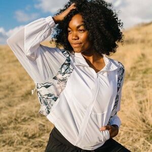 Zyia White Marble Mesh Jacket & Bag Size L